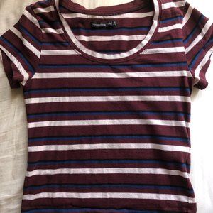 crop top t-shirt